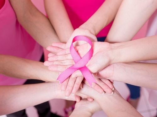 Cientistas descobrem novos genes associados ao câncer de mama