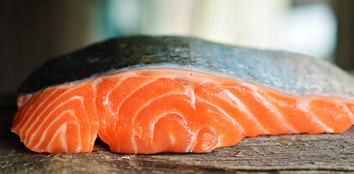 Melhore coração e cérebro consumindo salmão
