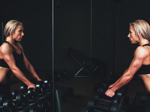 O ‘dilema’ da musculação: mais peso ou mais repetição? O ‘dilema’ da musculação: mais peso ou mais repetição?