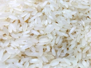 Trocar arroz integral por arroz branco, ajuda a emagrecer? Parece que o arroz integral tem mais calorias. Trocar arroz integral por arroz branco, ajuda a emagrecer? Parece que o arroz integral tem mais calorias.