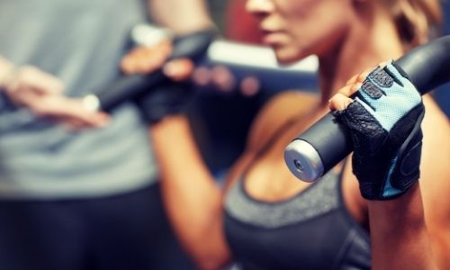 É verdade que a musculação faz a ‘troca’ da gordura por músculos?
