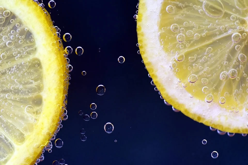 Mitos e verdades sobre as vitaminas e imunidade Mitos e verdades sobre as vitaminas e imunidade