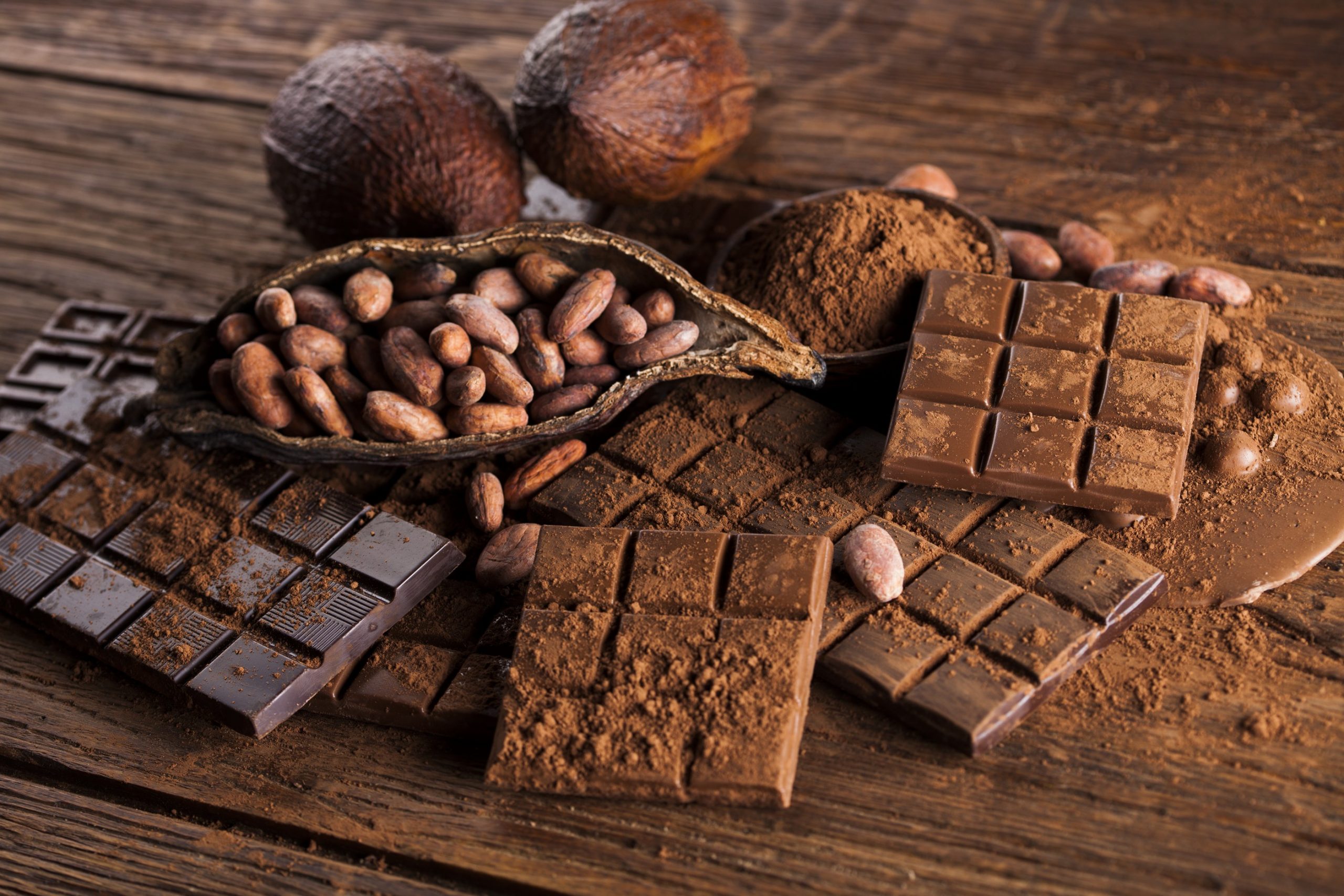 8 benefícios comprovados cientificamente do chocolate amargo