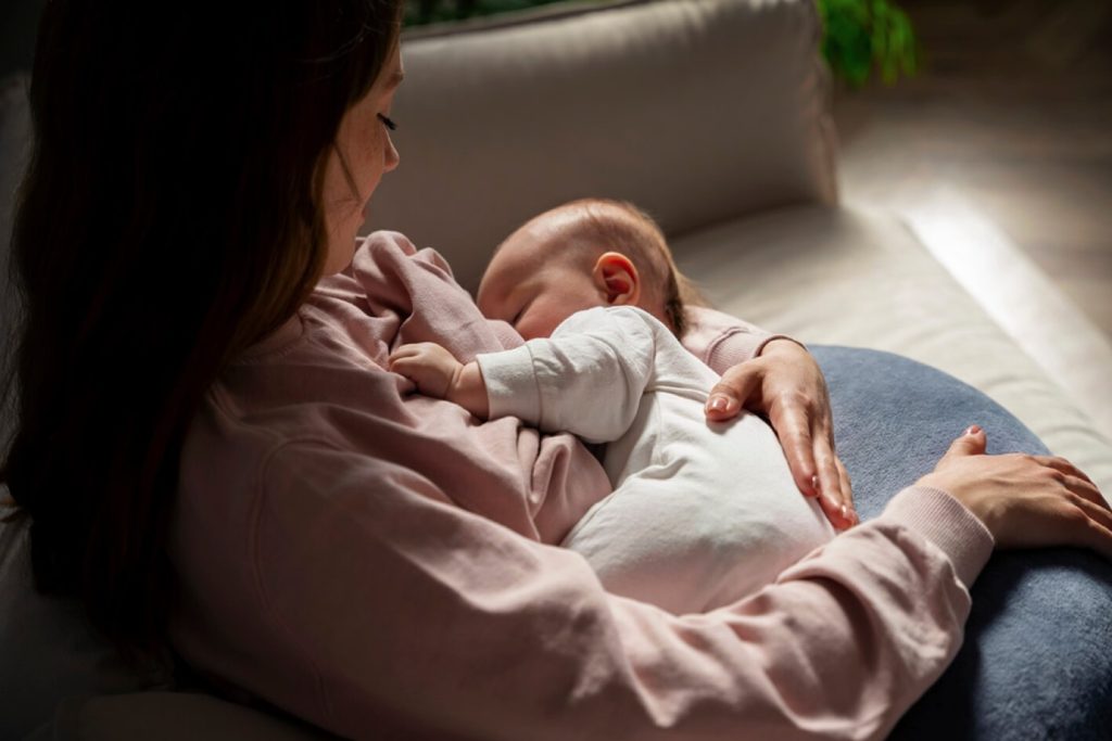 Leite materno: proteção para mães e filhos